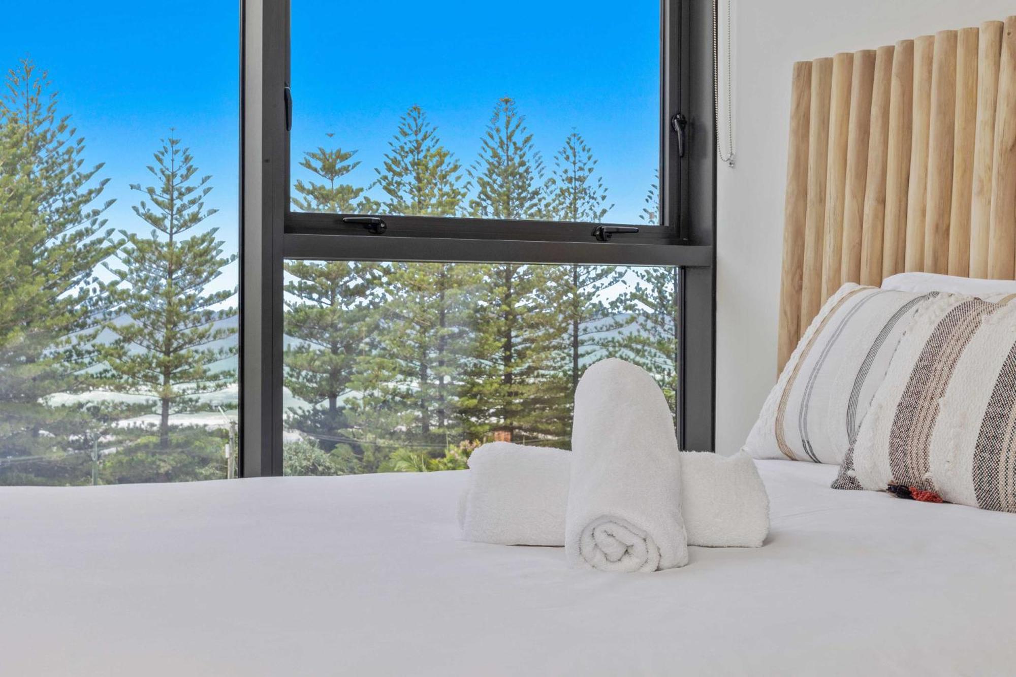 Apartment Ocean Views - Sandbar Burleigh Heads *