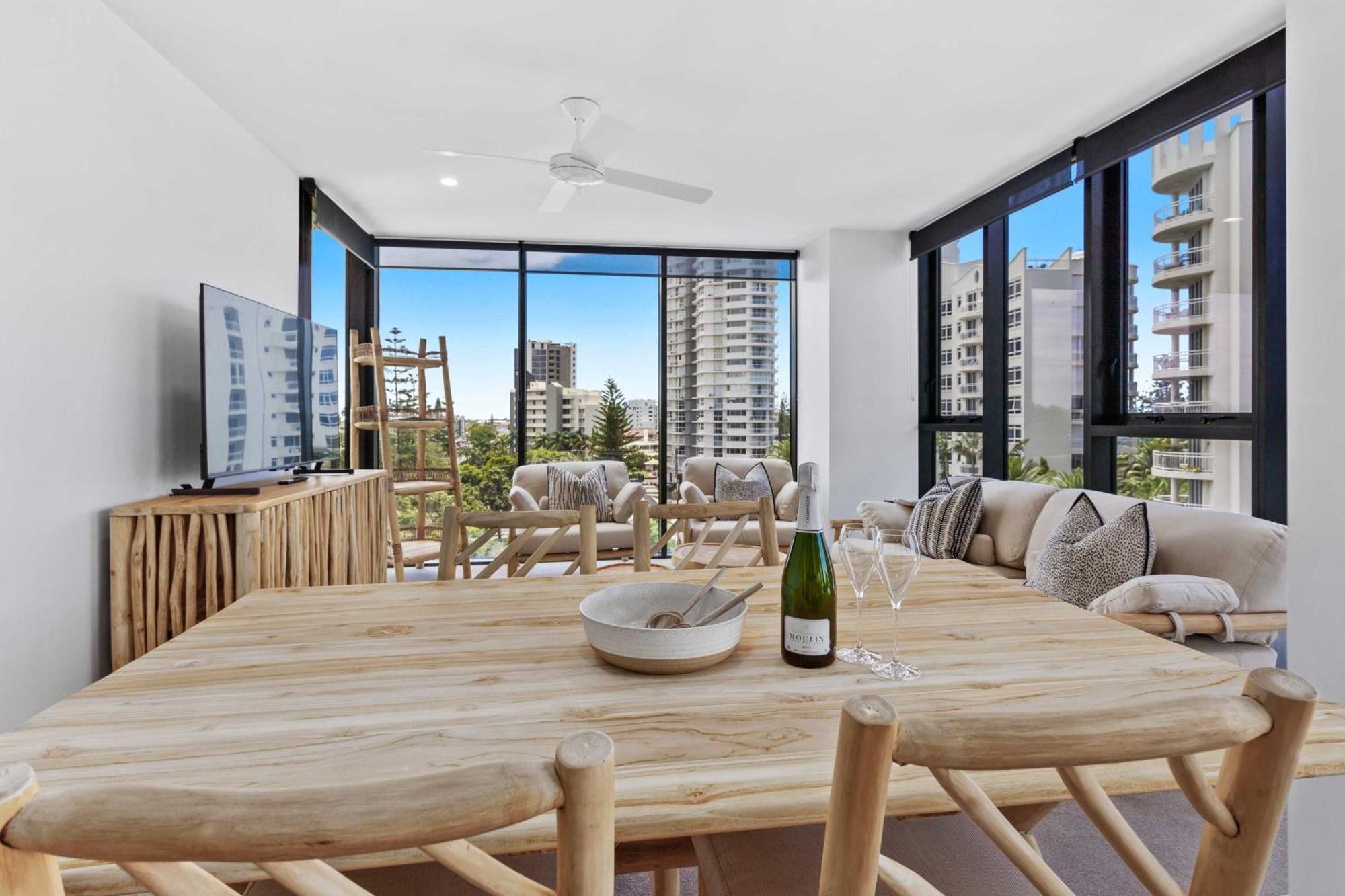Apartment Ocean Views - Sandbar Burleigh Heads Gold Coast